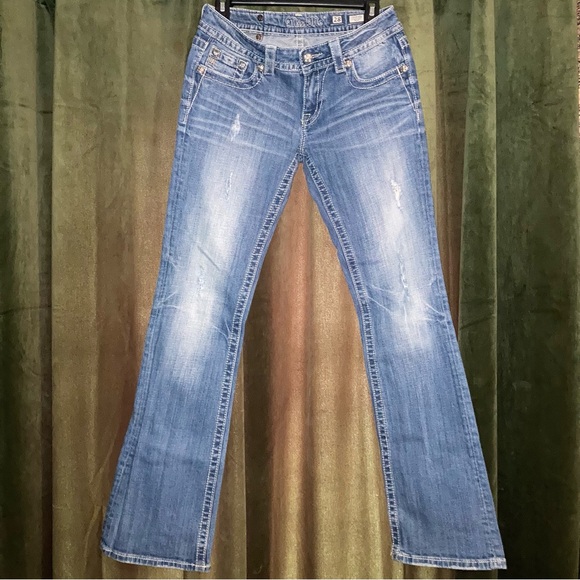 Miss Me Size 28 Medium Wash Leather Cross Bootcut Jeans - Picture 3 of 4